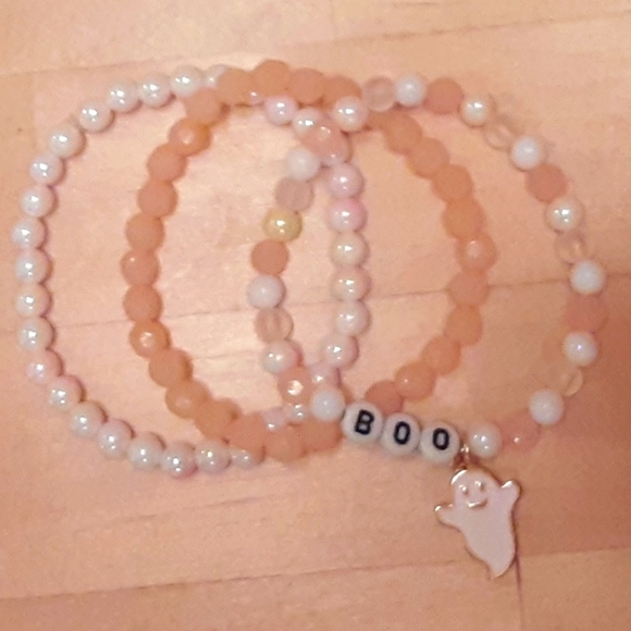 ๐ Set of 3 Blush Halloween Stretch Bracelets - Picture 6 of 6